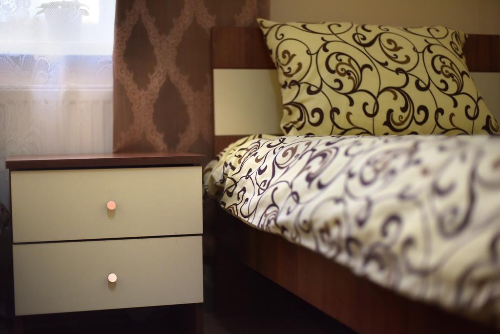 Apartment On Voloshyna Lviv Eksteriør billede