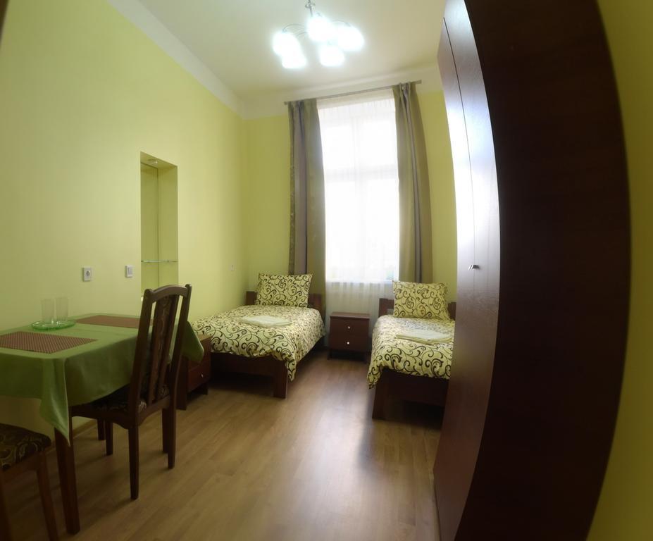 Apartment On Voloshyna Lviv Eksteriør billede